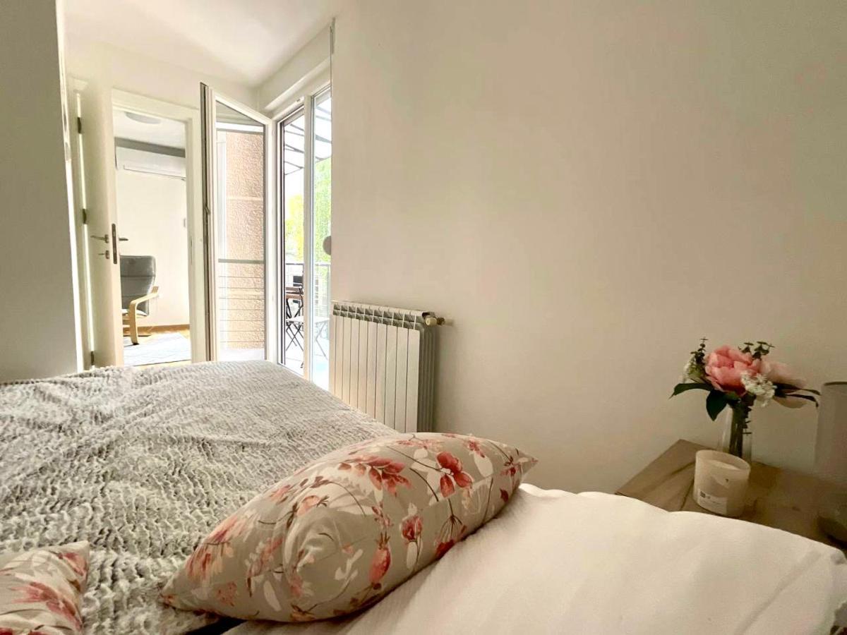 Alma Vracar Appartement Belgrado Buitenkant foto