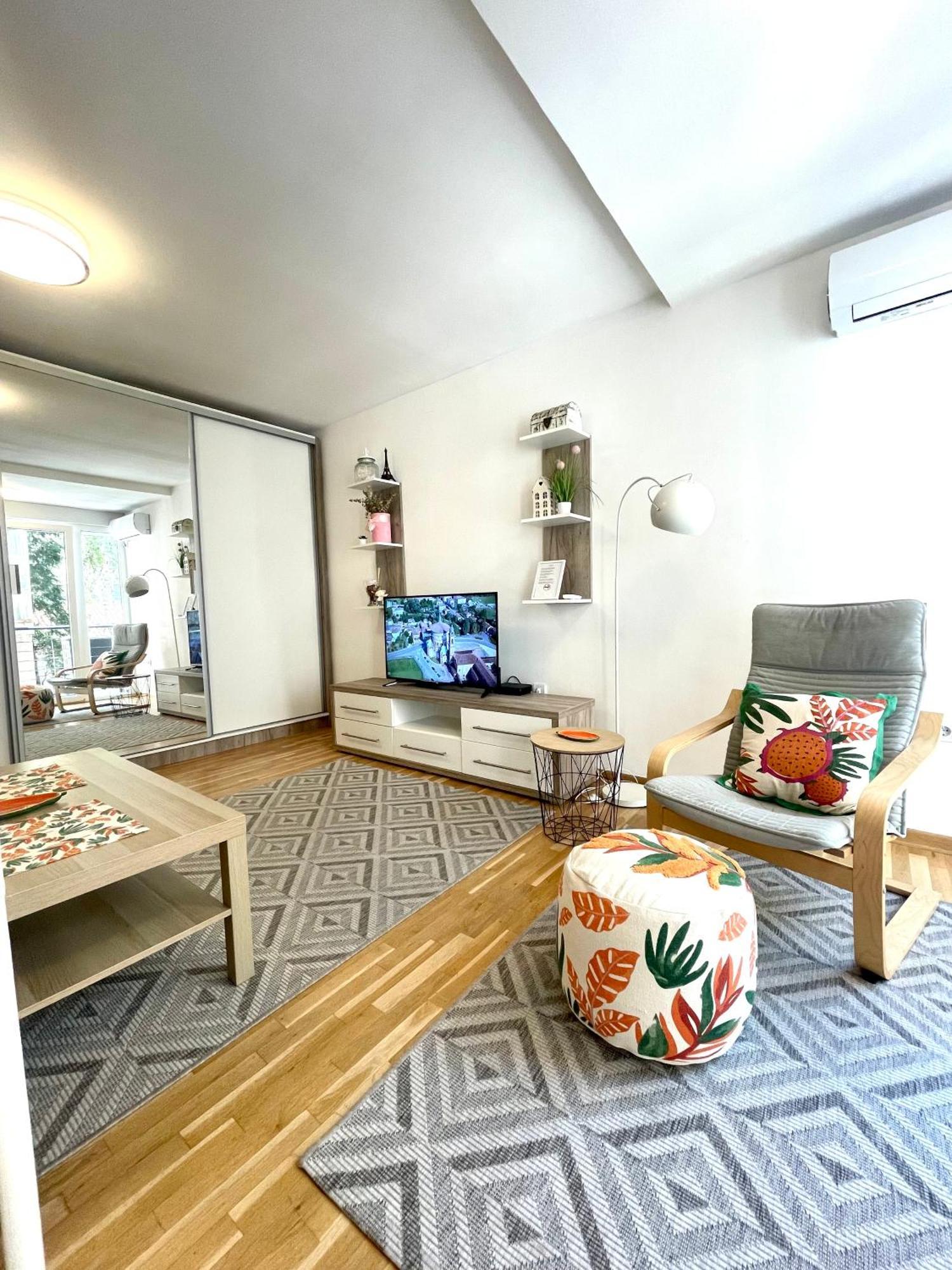 Alma Vracar Appartement Belgrado Buitenkant foto