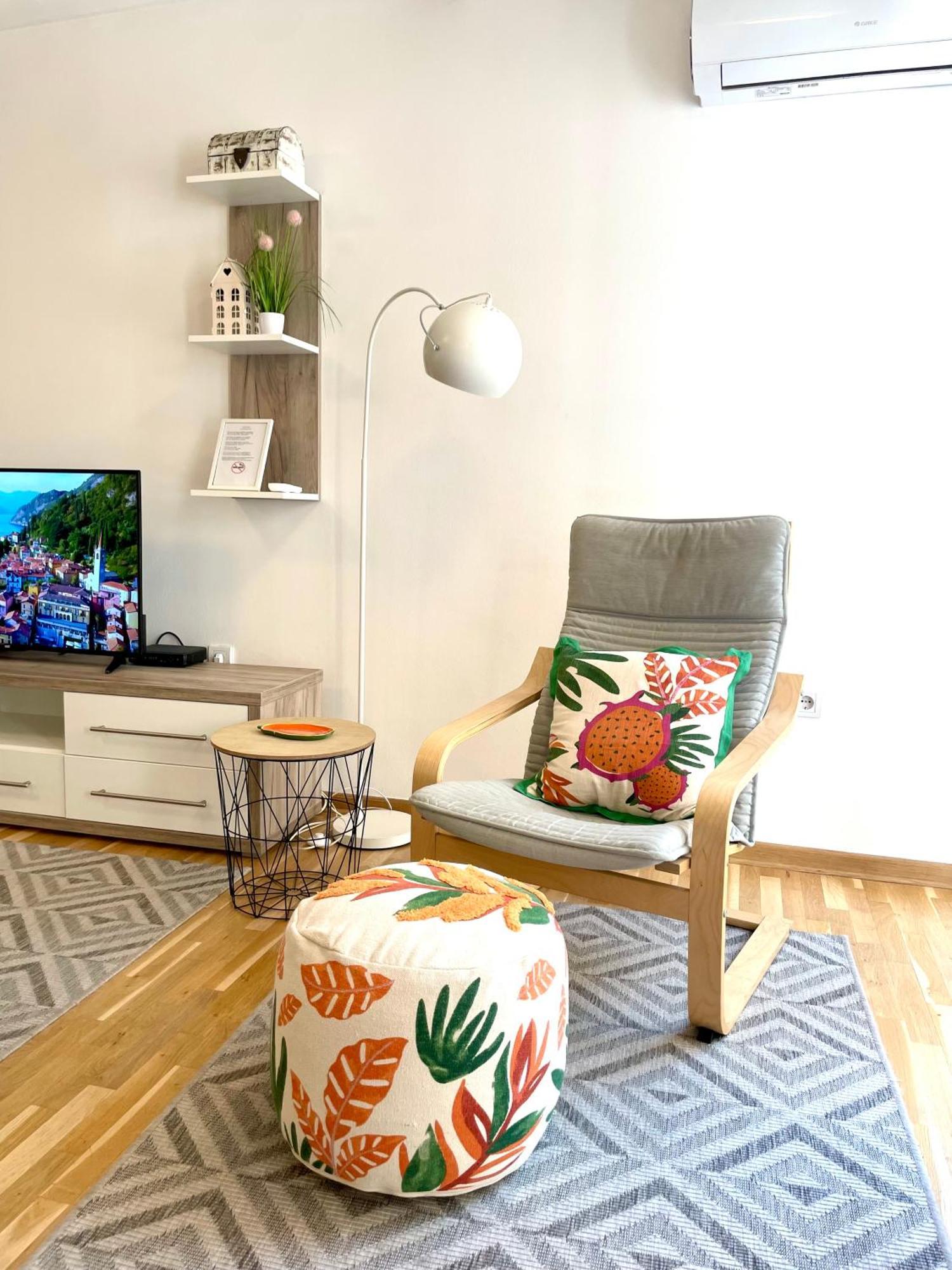 Alma Vracar Appartement Belgrado Buitenkant foto