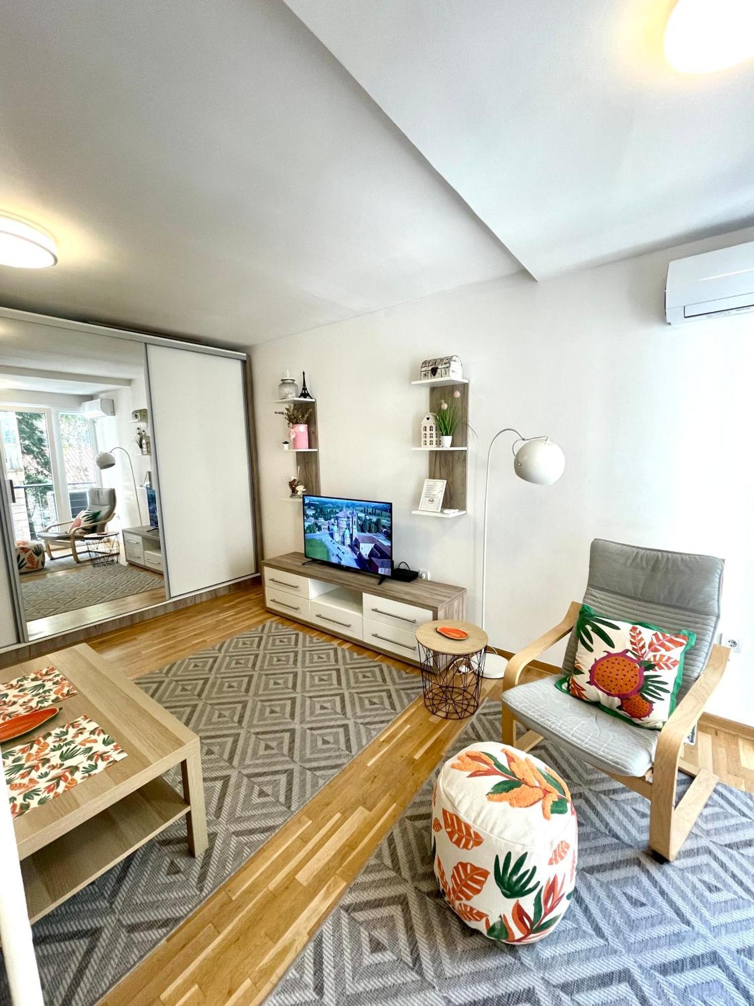 Alma Vracar Appartement Belgrado Buitenkant foto